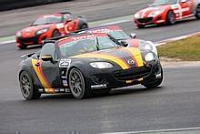 30 MX-5 gingen auf den 2,7 Kilometer langen Kurs. Foto: Mazda/auto-reporter.net 